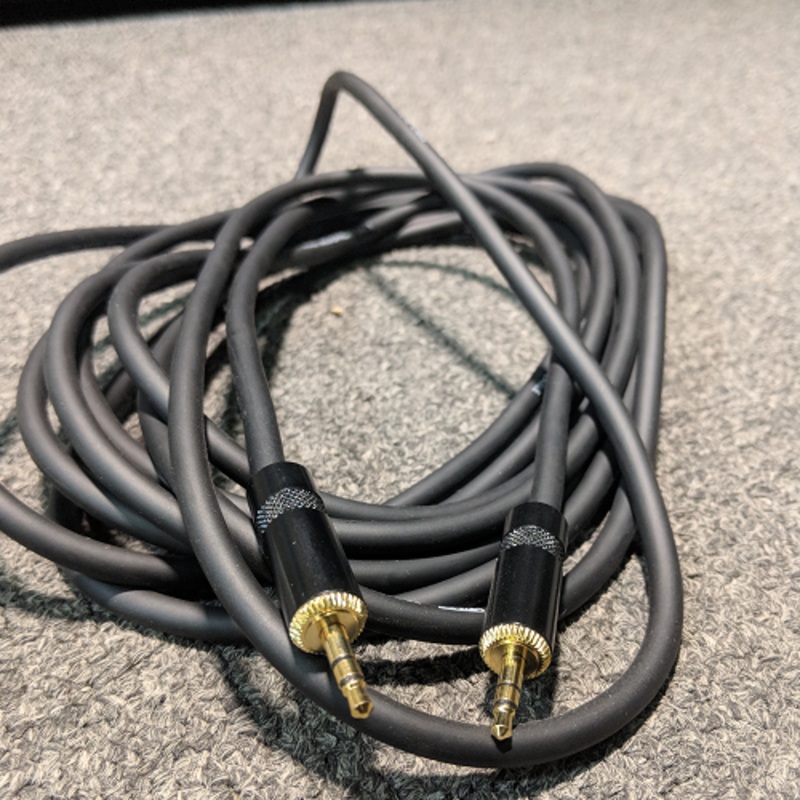 Standz STAUX-3 Stereo Auxiliary Cable 3FT