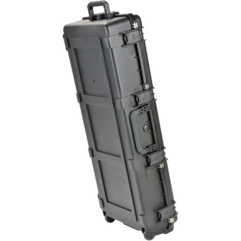 SKB 3I-4217-30 iSeries Waterproof Classical/Thinline Guitar Case w/Wheels – Black