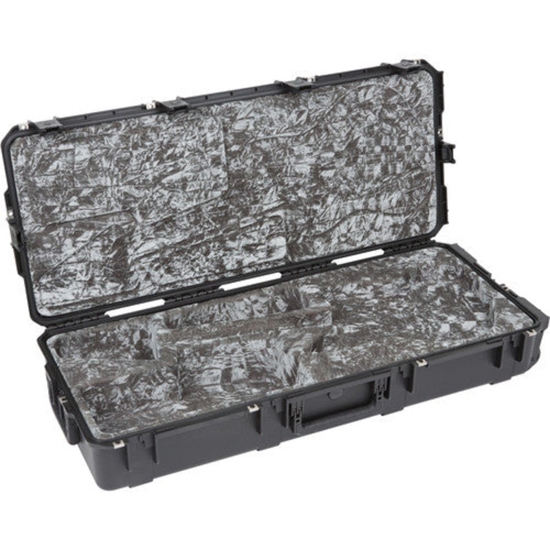 SKB 3I-4217-62 iSeries Waterproof Flight Case for Jaguar/Jazzmaster Guitar